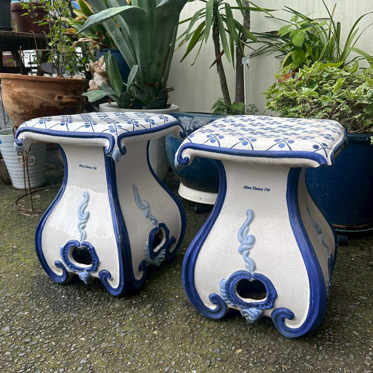 【2個セット】ガーデンスツール 花台 フラワースタンド 陶器製