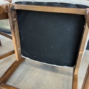 ダイニングチェア４脚