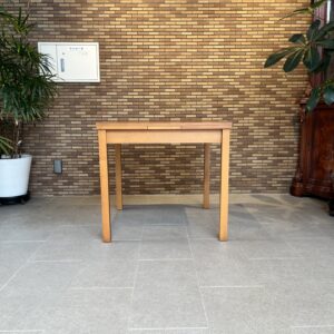 デンマーク製　伸長式ダイニングテーブル