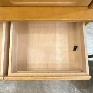 カリモク家具 食器棚 カットガラス 幅89㎝
