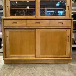 カリモク家具 食器棚 カットガラス 幅119㎝