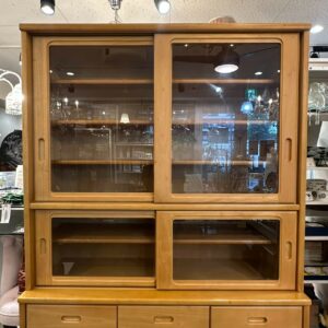 カリモク家具 食器棚 カットガラス 幅119㎝