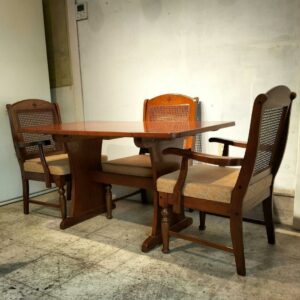 三越家具　　バタフライダイニング4点セット