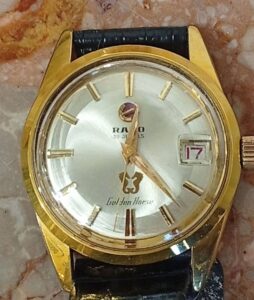 腕時計 Golden Horse 11674