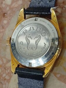 腕時計 Golden Horse 11674