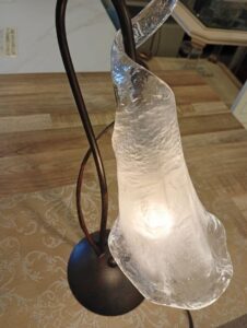 ガラスシェード テーブルランプ 高さ43cm