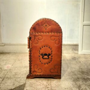 希少　60s　スペイン家具　ヴィンテージ　ドームトップ　レザー　チェスト