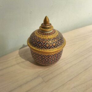 【最高級磁器】タイ伝統工芸 ベンジャロン焼 蓋物 飾り壺　ト・ベンジャロン