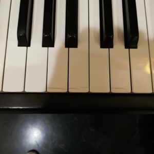 アップライトピアノ　No.45