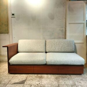 ＴＡＩＤＡ　大容量　多機能家具　収納つきソファ
