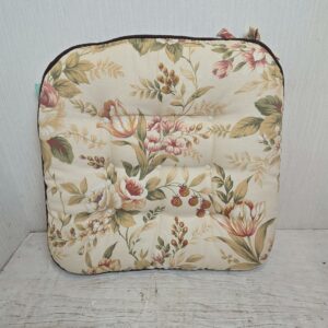 【4個セット】新品 大判 バテイ クッション