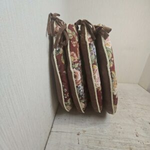 【4個セット】 新品 バテイ クッション 赤